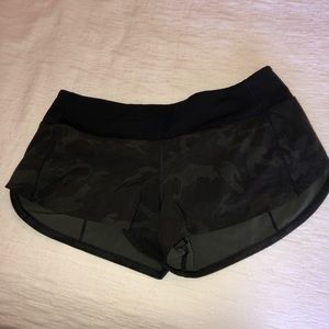 lululemon camo speed shorts